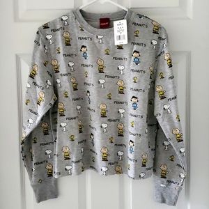 Juniors Peanuts characters top